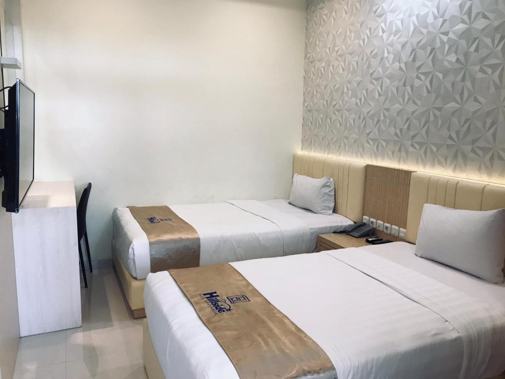 Hillside Suite Guest House Malang Exterior foto